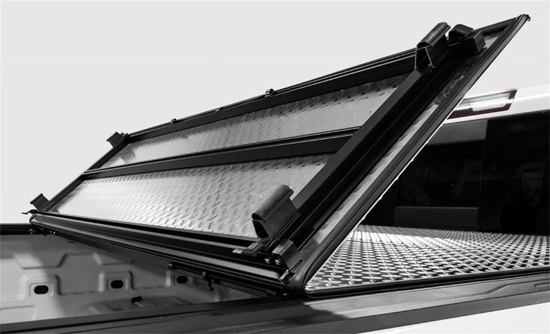 Access LOMAX Tri-Fold Cover 2019+ Ford Ranger 5ft Bed - Image 6