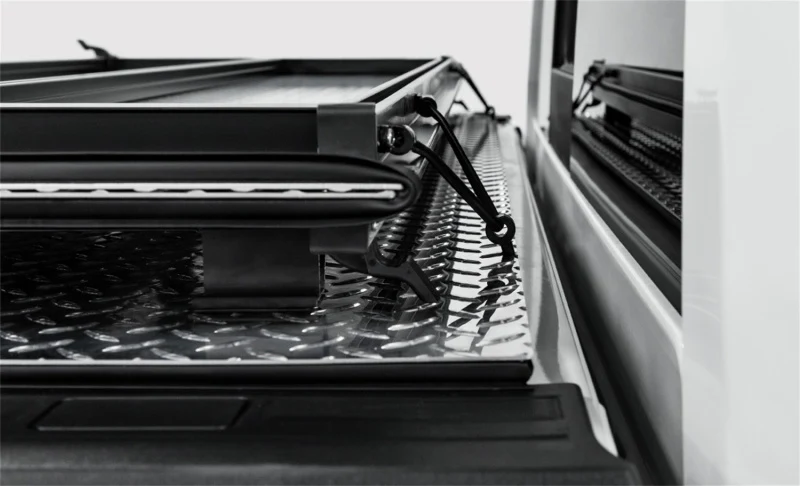 Access LOMAX Tri-Fold Cover 2019+ Ford Ranger 5ft Bed - Image 7
