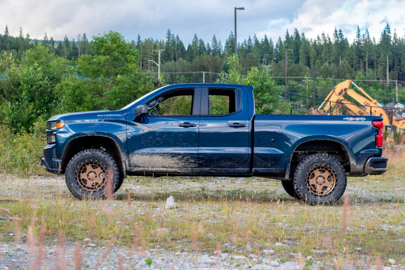 Belltech 19-24 Chevy Silverado 1500 4in Lift Kit w/ Front & Rear Trail Performance Coilovers/Shocks - Image 2