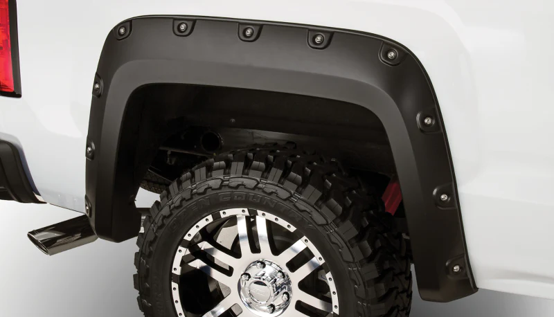 Bushwacker 07-13 GMC Sierra 1500 Fleetside Boss Pocket Style Flares 4pc 78.7/97.6in Bed - Black - Image 4