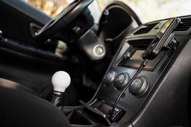 Cobb Subaru 5-Speed COBB Knob - White Knob w/ Stealth Black - Image 3