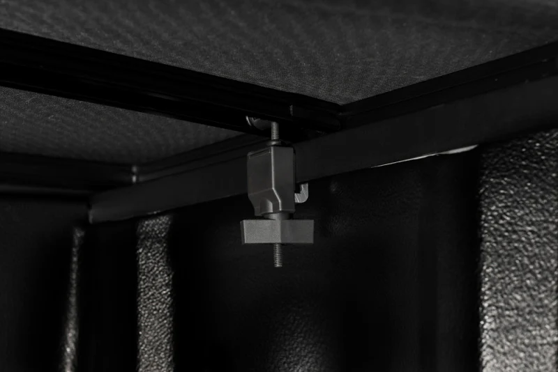 Extang 05-19 Nissan Frontier (5ft) Trifecta Signature 2.0 - Image 2