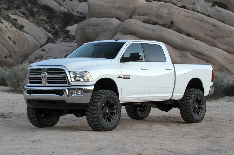 Fabtech 14-18 Ram 2500 4WD 5in Radius Arm System - Component Box 2 w/Dirt Logic Shock Absorbers