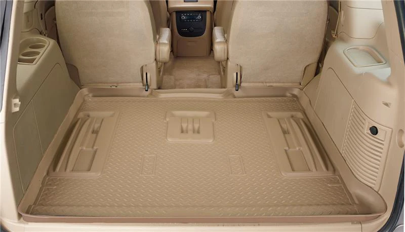 Husky Liners 02-06 GM Escalade/Tahoe/Yukon/Denali Classic Style Black Rear Cargo Liner - Image 4