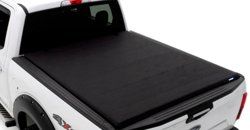 Lund 07-17 Chevy Silverado 1500 (5.5ft. Bed) Genesis Roll Up Tonneau Cover - Black - Image 2
