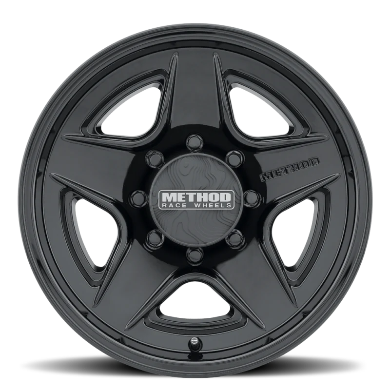 Method MR319 18x9 18mm Offset 8x6.5 BP 130.81mm CB Gloss Black Wheel - Image 3
