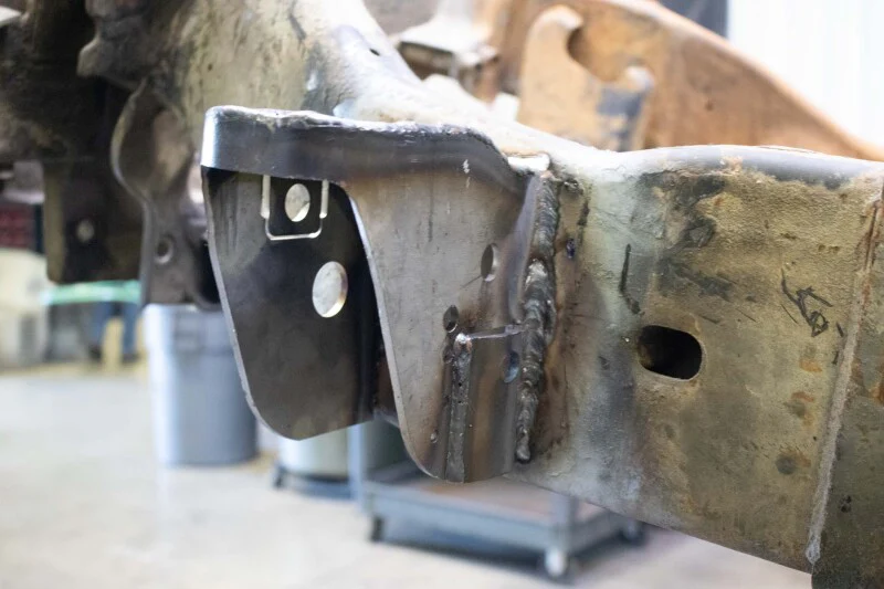 Rust Buster 01-10 Chevy Silverado 2500HD Front Cab Mount Left Side - Image 4