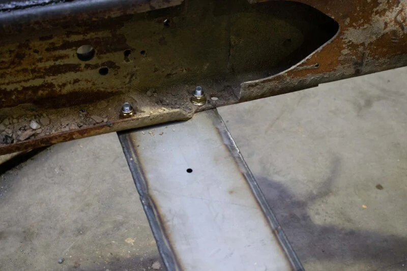 Rust Buster 01-10 GM Pickup Front Cab Mount - Image 6