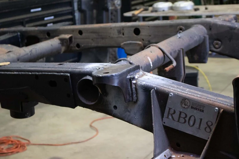Rust Buster 11-18 Chevy Silverado 2500HD/3500HD Center Bed Mount - Left - Image 2