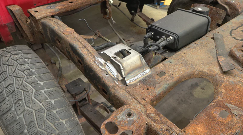 Rust Buster 2004-2012 Chevy Colorado & GMC Canyon Rear Upper Shock Mount - Right - Image 3