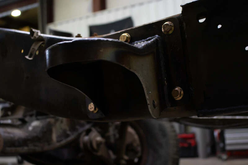 Rust Buster 81-87 Chevy C/K10 Front Cab Mount - Image 3