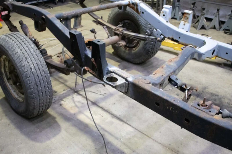 Rust Buster 88-95 Toyota Pickups Middle Body Mount- (Left) - Image 2
