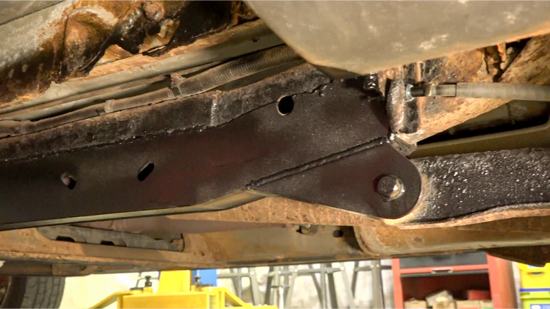 Rust Buster Avalanche/Suburban/Yukon Center Frame Repair Kit - Left - Image 7