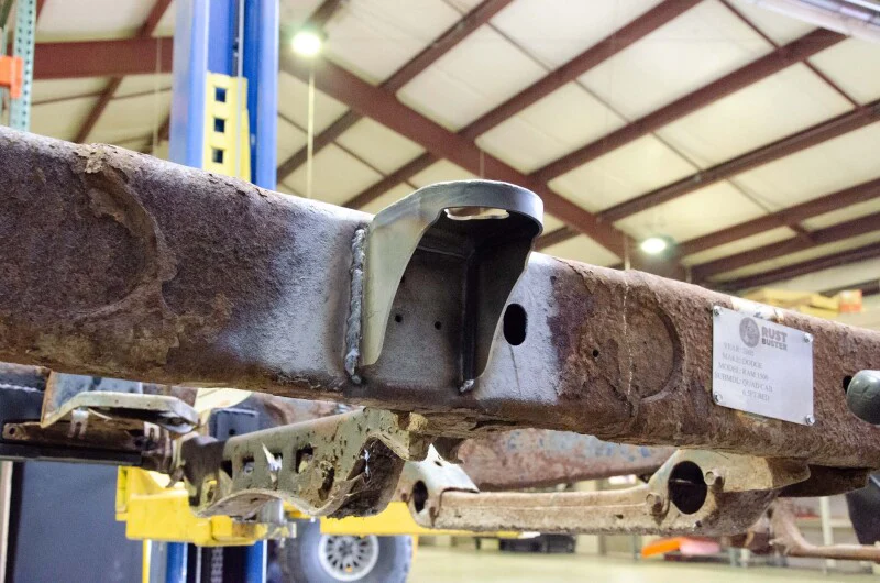 RustBuster 02-08 Dodge Ram 1500 Crew/Quad Cab Middle Body Mount - Image 5
