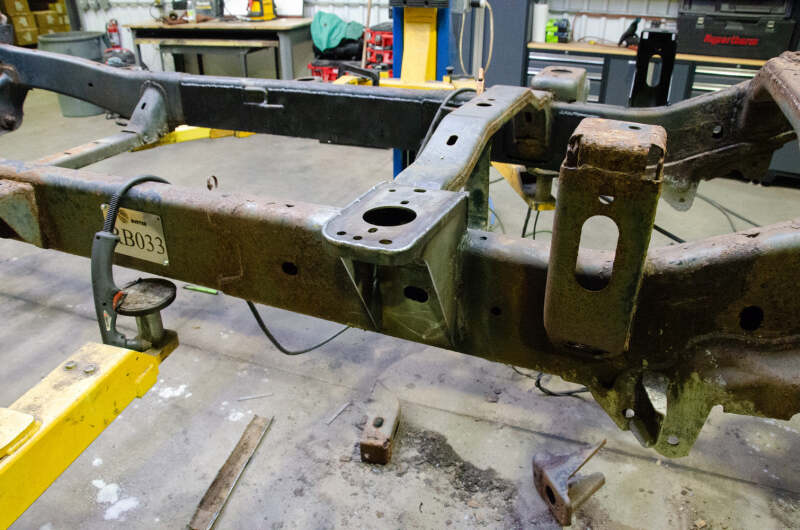 RustBuster 09-18 Ram 1500 Cab Mount - Left - Image 4