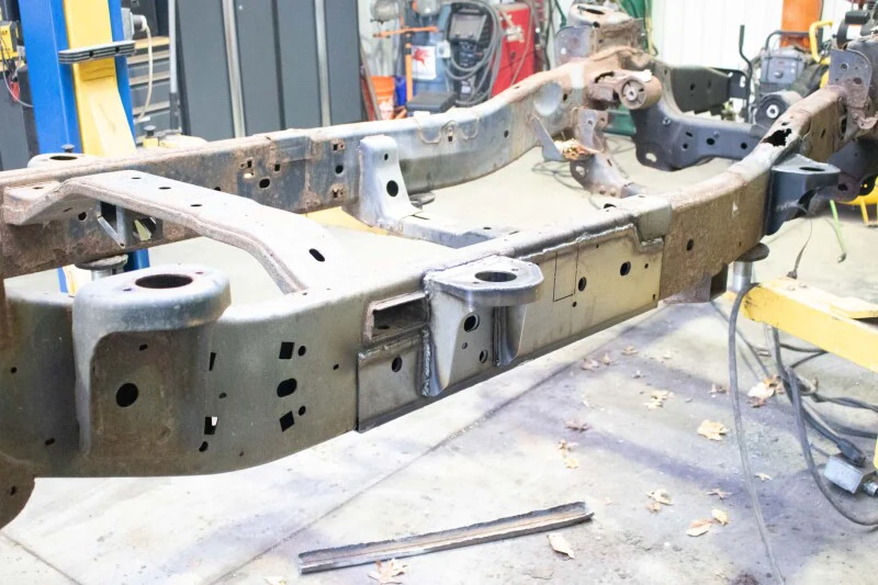 Rustbuster Center Cab Mount - Image 2