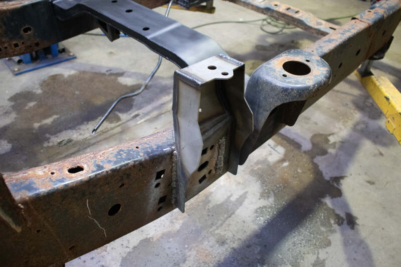 Rustbuster Forward Bed Mount - Image 9