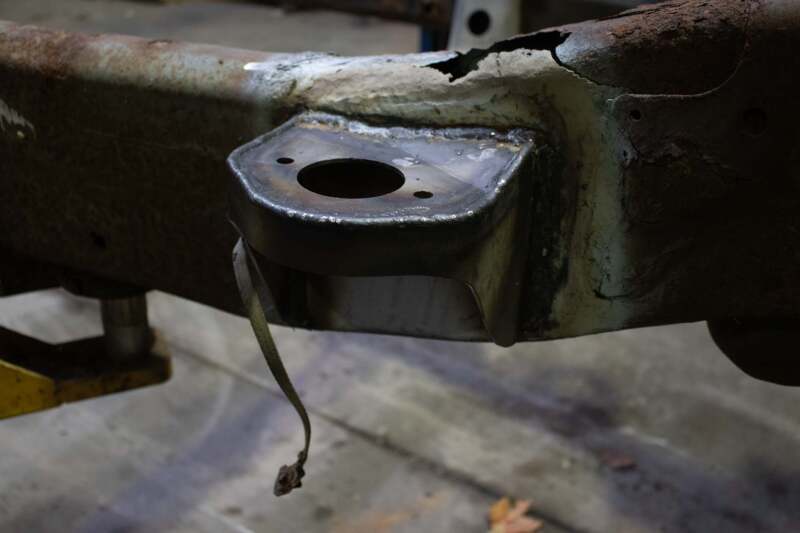 Rustbuster Front Cab Mount Left Side - Image 6
