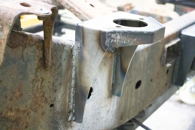Rustbuster Rear Cab Mount - Image 8