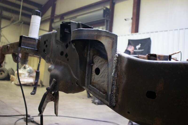 Rustbuster Rear Cab Mount Left Side - Image 3