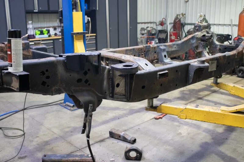 Rustbuster Rear Cab Mount Left Side - Image 5