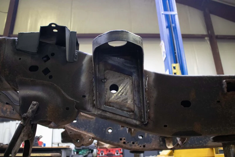 Rustbuster Rear Cab Mount Left Side - Image 7