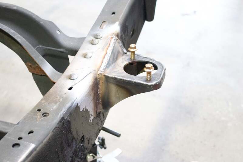 Rustbuster Rear Cab Mount Right Side - Image 2